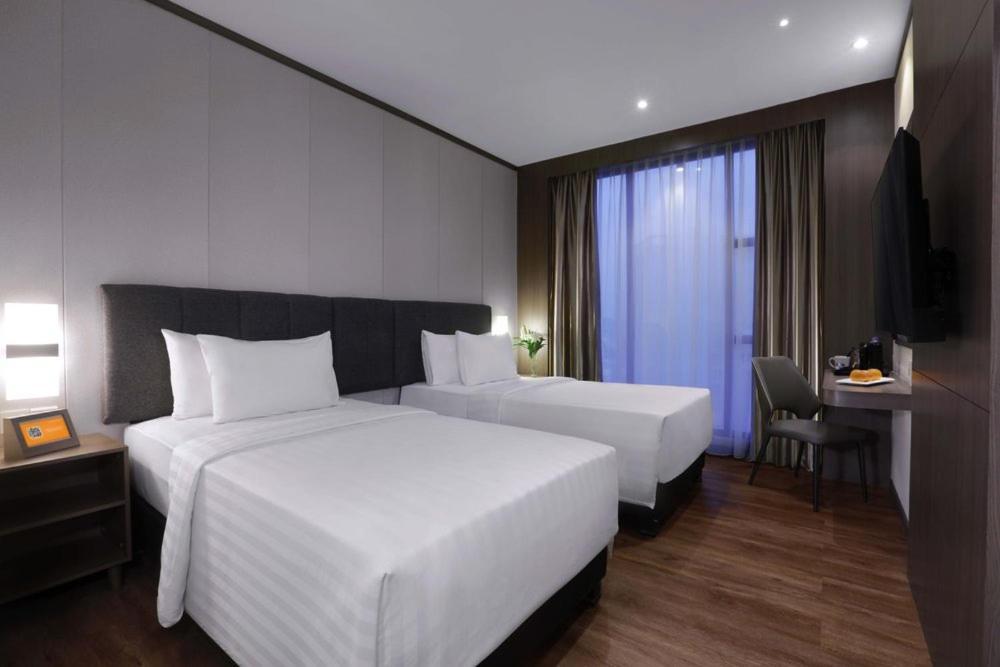 فندق Harper Premier Nagoya Batam المظهر الخارجي الصورة