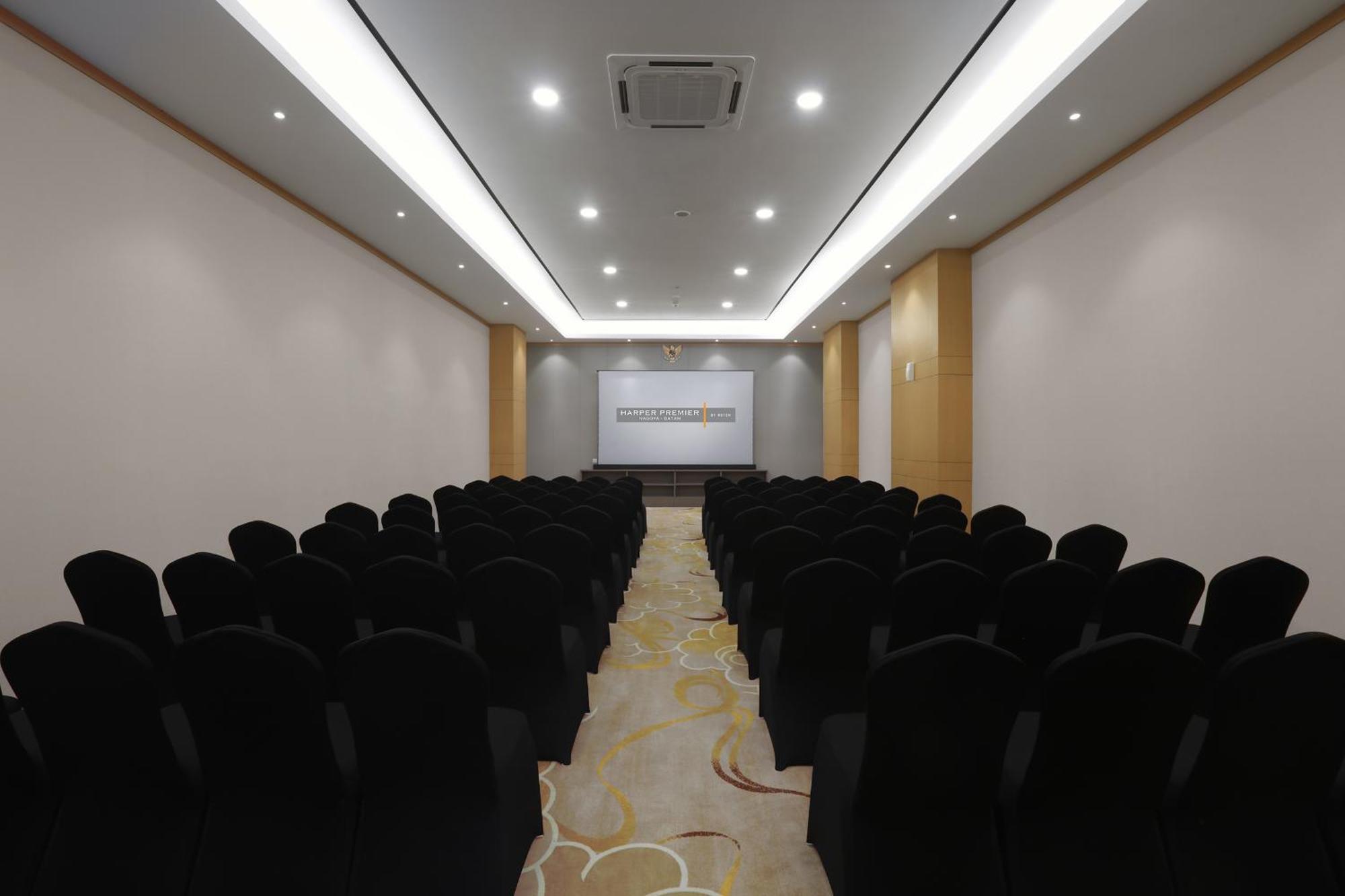 فندق Harper Premier Nagoya Batam المظهر الخارجي الصورة